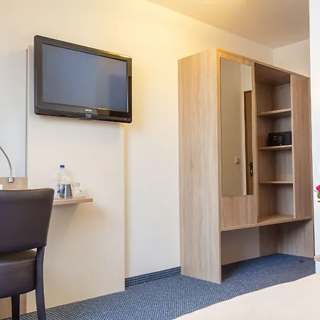 肯克赫米尔霍夫酒店 3*