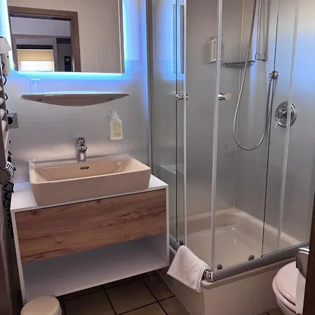 Kelkheimer Hof 3* Келькхайм