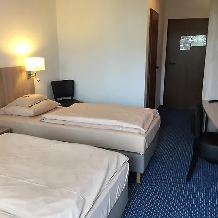 肯克赫米尔霍夫酒店 酒店 凯尔克海姆（陶努斯）