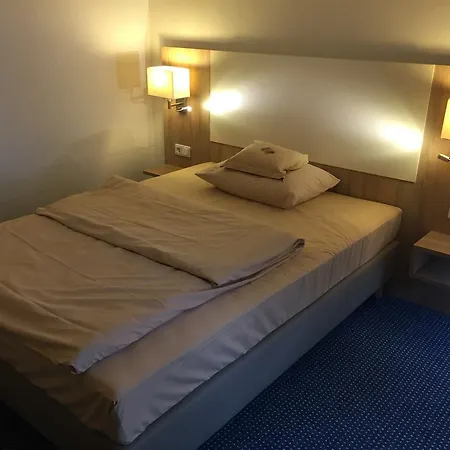 Kelkheimer Hof 3* Келькхайм